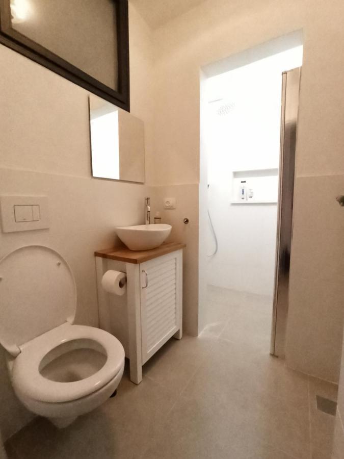 Accommodation At Miss Daisy - להתארח אצל מיס דייזי Rosh Pinna Exterior foto